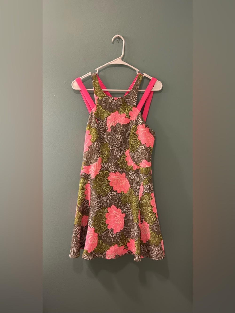 NWOT … ARK & CO. “Size: M” Floral Mini Dress